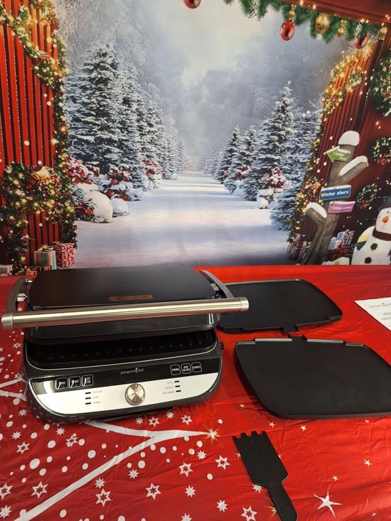 Pampered Chef Deluxe Electric Grill & Griddle - White Box - Picture 3 of 3